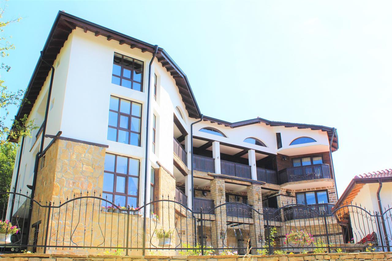 Hotel Sokay Triavna Exterior foto